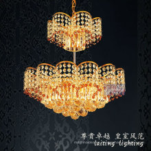 Araña de cristal de lujo moderna de oro para la decoración del hotel